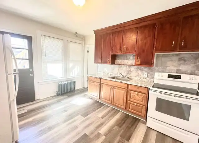 Property at 76 Hall St Unit 1A, Springfield, MA, 01108, 2 beds, 1 bath, [object Object]