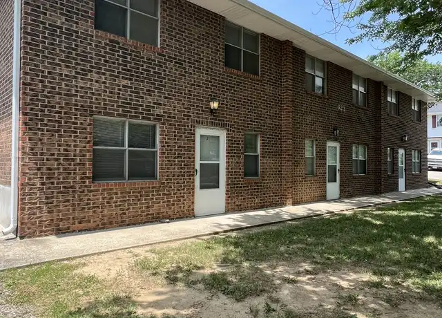 Property at 622 Lakeview St Unit L, Warrensburg, MO, 64093, 2 beds, 1 bath, [object Object]