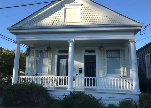 Property at 3825 Coliseum St, New Orleans, LA, 70115, 2 beds, 1 bath, [object Object]