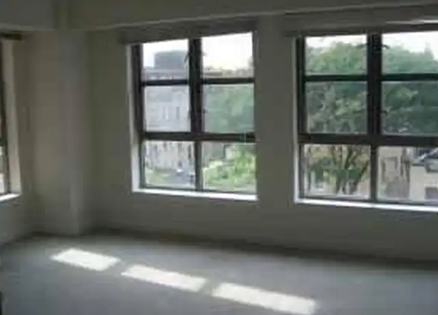 Property at 933 Massachusetts Ave, Cambridge, MA, 02139, 1 bed, 2 baths, [object Object]