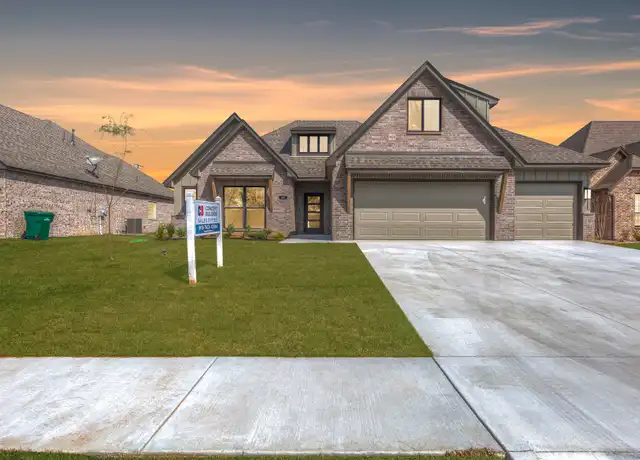 Property at 13 E 32nd St, Sand Springs, OK, 74063, 4 beds, 3 baths, [object Object]