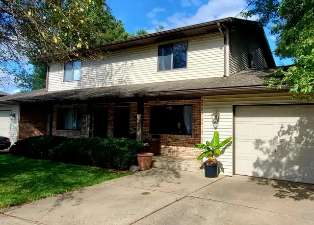 Property at 3302 N Westnedge Ave, Kalamazoo, MI, 49004, 2 beds, 1.5 baths, [object Object]