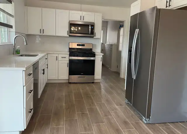 Property at 1947 S Avenida Planeta, Tucson, AZ, 85710, 3 beds, 2 baths, [object Object]