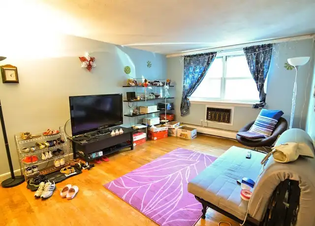 Property at 11 Commonwealth Ct #8, Brighton, MA, 02135, 2 beds, 1 bath, [object Object]