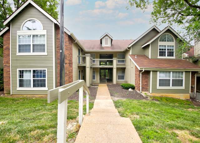 Photo of 5625 Hunters Valley Ct, St. Louis, MO 63129