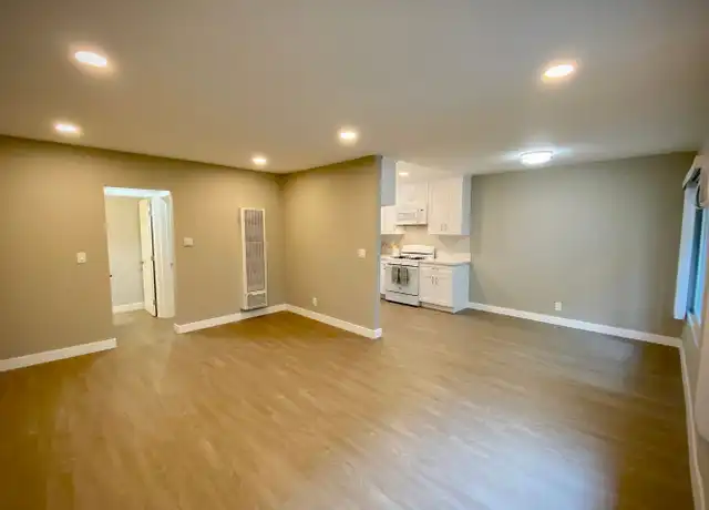 Property at 919 E Acacia Ave Unit F, Glendale, CA, 91205, 1 bed, 1 bath, [object Object]