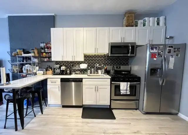 Property at 332 Communipaw Ave Unit 2, Jersey City, NJ, 07304, 1 bed, 2 baths, [object Object]