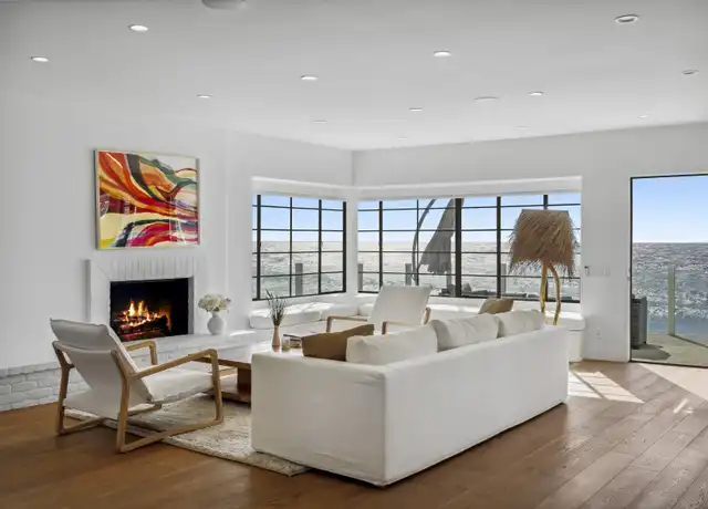 Property at 31500 Victoria Point Rd, Malibu, CA, 90265, 4 beds, 4.5 baths, [object Object]