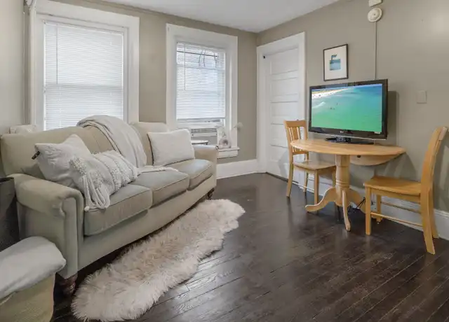 Property at 308 E Seneca St Unit 2B, Ithaca, NY, 14850, 1 bed, 1 bath, [object Object]