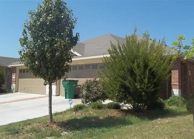 Property at 349 Armstrong Ln, Lavon, TX, 75166, 3 beds, 2 baths, [object Object]