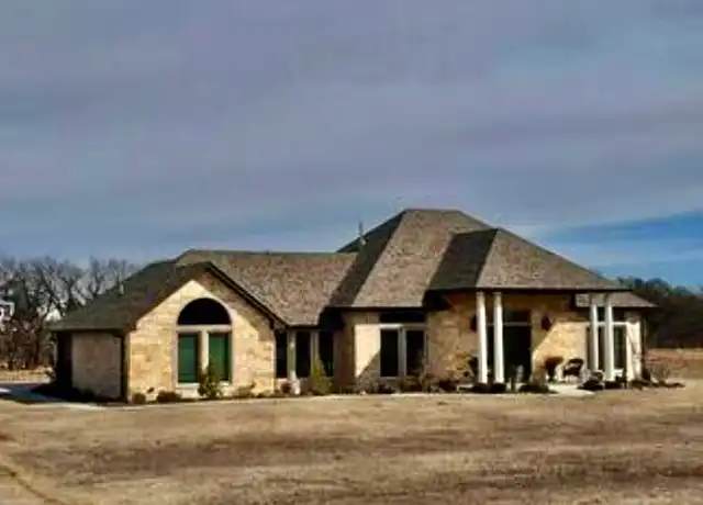 Property at 9521 N Bryan Ave, Shawnee, OK, 74804, 3 beds, 2 baths, [object Object]