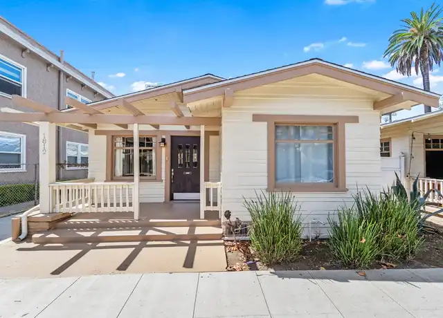 Property at 1812 1st St, Long Beach, CA, 90802, 2 beds, 1 bath, [object Object]