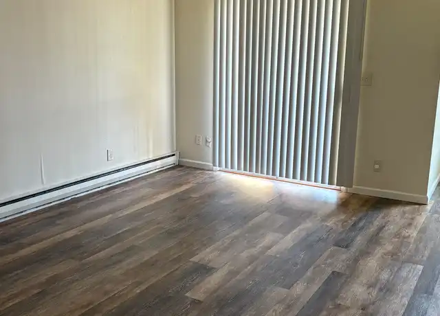 Property at 1120 NW 123rd Ave Unit 43, Portland, OR, 97229, 1 bed, 1 bath, [object Object]