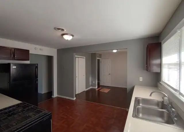 Property at 1306 Arthur Ave, Joliet, IL, 60432, 3 beds, 1 bath, [object Object]