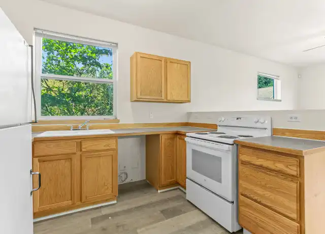 Property at 2020 NE Rodney Ave Unit C, Portland, OR, 97212, 4 beds, 3 baths, [object Object]
