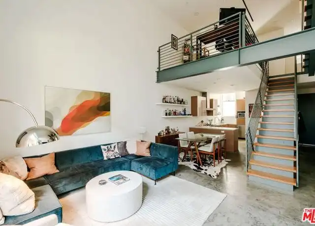 Property at 1220 N Orange Grove Ave #6, West Hollywood, CA, 90046, 2 beds, 3 baths, [object Object]