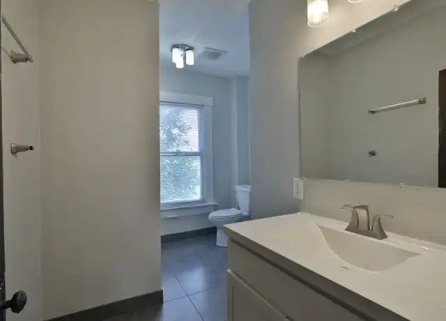Property at 122 E Frambes Ave, Columbus, OH, 43201, 6 beds, 2 baths, [object Object]