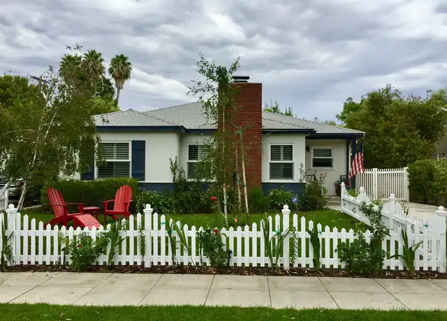 Property at 22045 Providencia St, Woodland Hills, CA, 91364, 3 beds, 2 baths, [object Object]