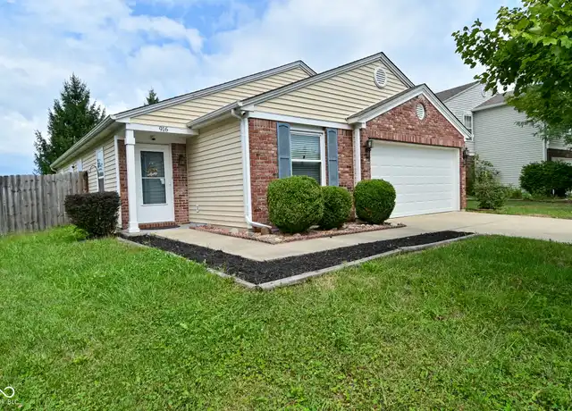Property at 916 Bentgrass Dr, Greenwood, IN, 46143, 3 beds, 2 baths, [object Object]