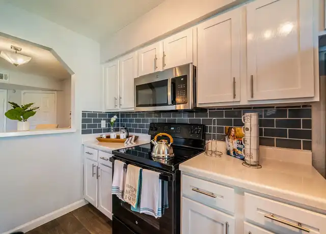 Property at Waterside Apartments - 10121 Windmill Lakes Blvd, Houston, TX, 77075, 1-2 bed, 1-2 bath, [object Object]