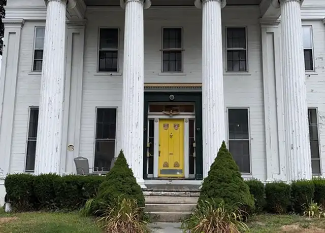 Property at 171 Broadway Unit 1, Norwich, CT, 06360, 1 bed, 1 bath, [object Object]