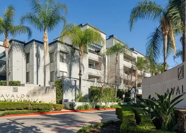 Photo of 350 S San Fernando Blvd, Burbank, CA 91502