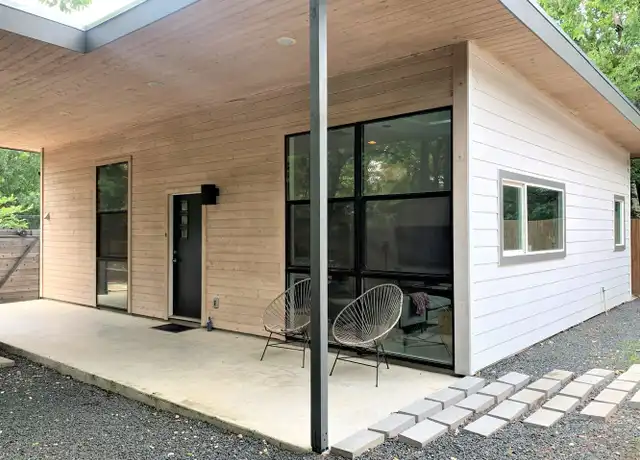 Property at 2103 E 14th St, Austin, TX, 78702, 2 beds, 1 bath, [object Object]