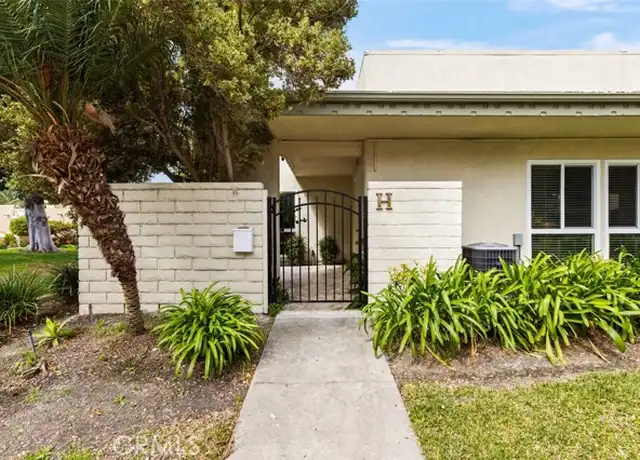 Property at 2049 Via Mariposa E Unit H, Laguna Woods, CA, 92637, 2 beds, 1 bath, [object Object]