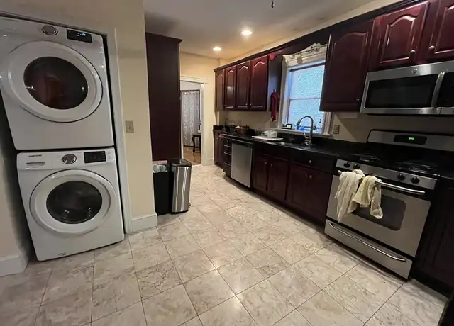 Property at 48 Weld Hill St #1, Jamaica Plain, MA, 02130, 2 beds, 1 bath, [object Object]