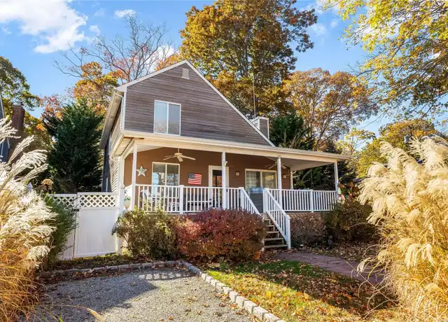 Property at 455 W Shore Dr, Southold, NY, 11971, 4 beds, 2.5 baths, [object Object]