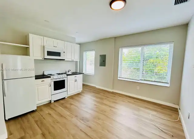 Property at 534 SW 6th Ct Unit 2, Miami, FL, 33130, 1 bed, 1 bath, [object Object]