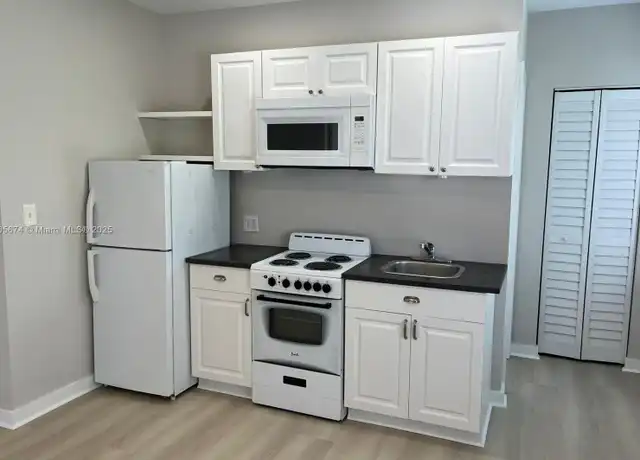 Property at 534 SW 6th Ct Unit 2, Miami, FL, 33130, 1 bed, 1 bath, [object Object]