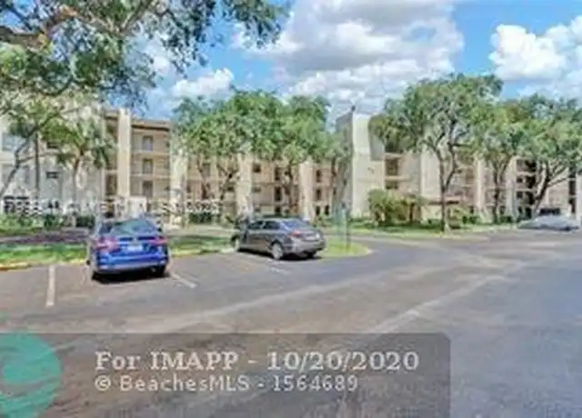 Property at 9420 Poinciana Pl #310, Davie, FL, 33324, 2 beds, 2 baths, [object Object]