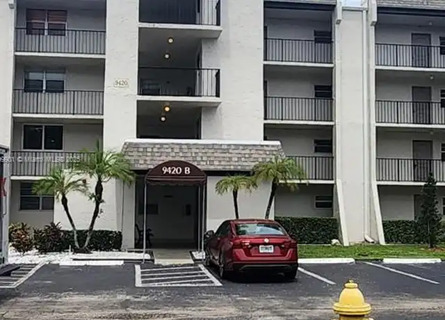 Property at 9420 Poinciana Pl #310, Davie, FL, 33324, 2 beds, 2 baths, [object Object]