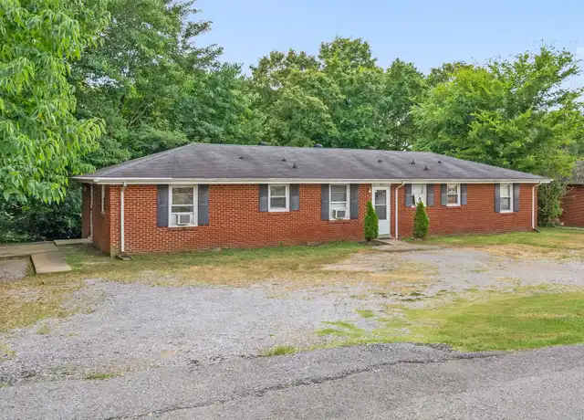 Property at 470 Circle Dr Unit 474, Clarksville, TN, 37043, 1 bed, 1 bath, [object Object]