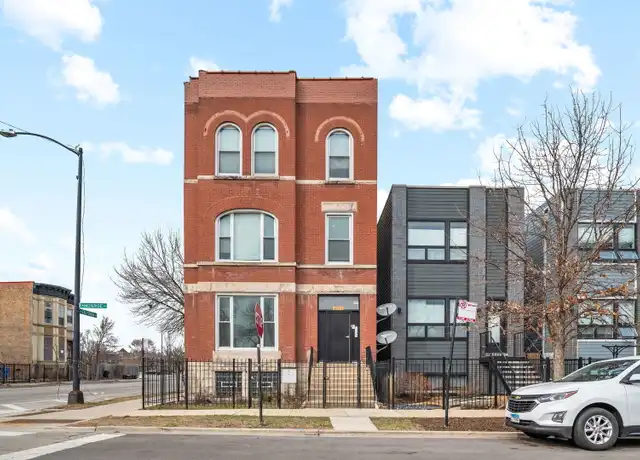 Property at 2756 W Monroe St Unit 1F, Chicago, IL, 60612, 3 beds, 1 bath, [object Object]