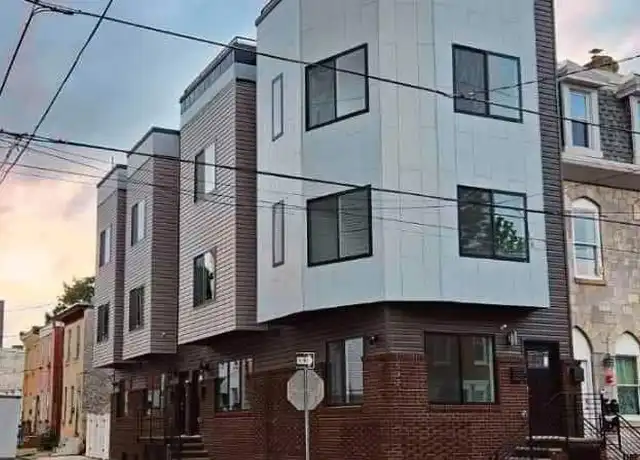 Property at 622 N 35th St Unit 3, Philadelphia, PA, 19104, 4 beds, 2 baths, [object Object]