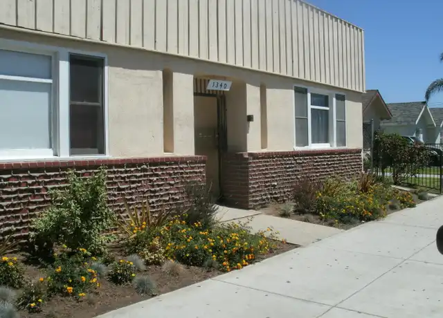 Property at 1340 Junipero Ave Unit 02, Long Beach, CA, 90804, 1 bed, 1 bath, [object Object]
