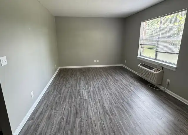 Property at 4292 Byrnewood Village Cir Unit B, Hixson, TN, 37343, 1 bed, 1 bath, [object Object]