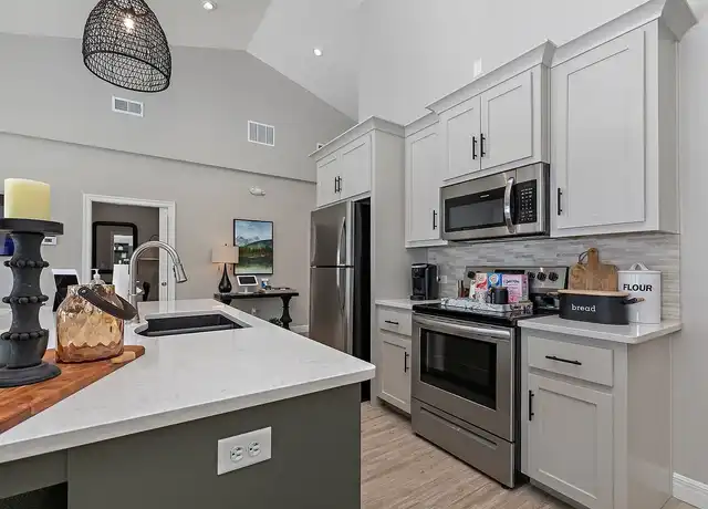 Property at Eagle Crossing Townhomes - 7901 SW 7th Ter, Blue Springs, MO, 64014, 3 beds, 2 baths, [object Object]