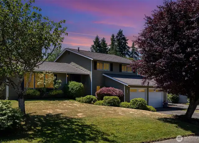 Property at 13605 SE 233rd St, Kent, WA, 98042, 3 beds, 2.5 baths, [object Object]