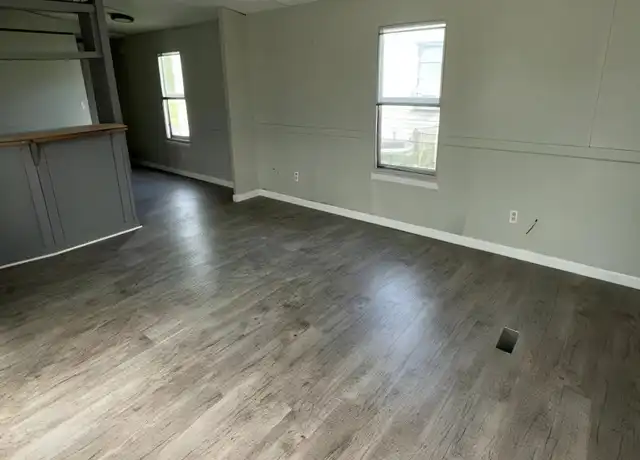 Property at 842 N Quail Valley Loop Unit 7, Joplin, MO, 64801, 3 beds, 1 bath, [object Object]