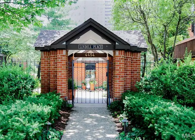 Property at 4454 Lindell Blvd, Saint Louis, MO, 63108, 4 beds, 2.5 baths, [object Object]