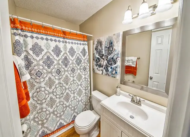 Photo of 171 Winchester Rd NE, Huntsville, AL 35811