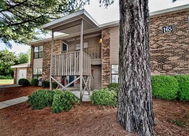Photo of 171 Winchester Rd NE, Huntsville, AL 35811