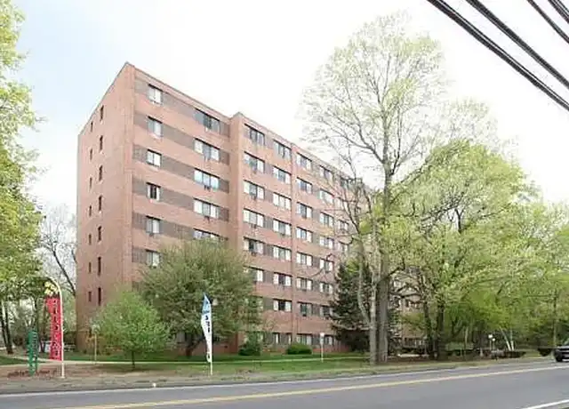 Property at Newfield Towers - 220 Newfield St, Middletown, CT, 06457, 0-2 beds, 1 bath, [object Object]