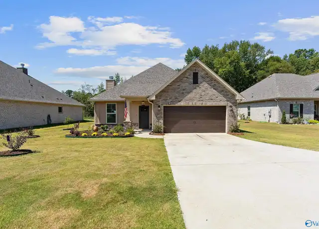Property at 132 Kambry Grove Dr, Huntsville, AL, 35811, 4 beds, 2.5 baths, [object Object]