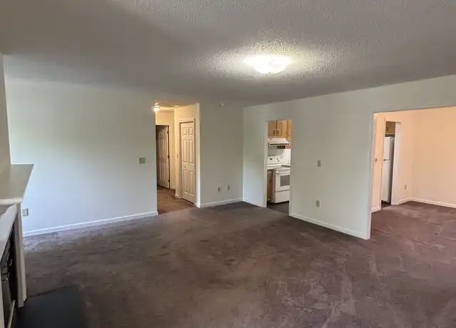 Property at 435 Pine Ave, Waynesboro, VA, 22980, 2 beds, 1 bath, [object Object]