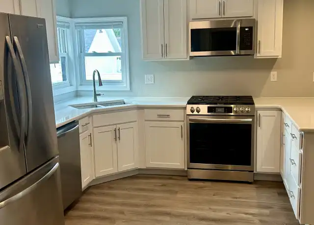 Property at 1719 N Division St, Appleton, WI, 54911, 2 beds, 1 bath, [object Object]