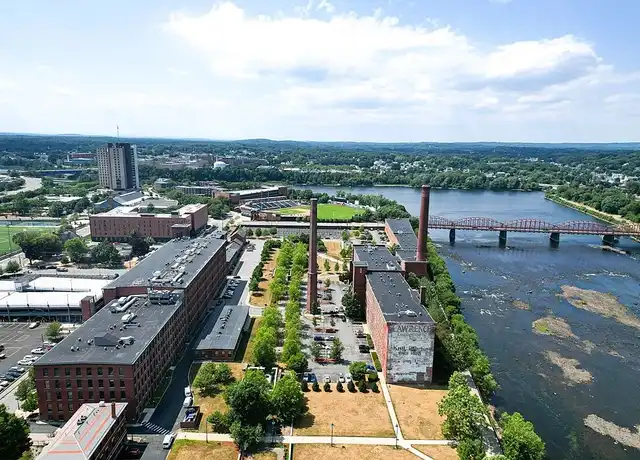 Property at 52 Lawrence Dr #513, Lowell, MA, 01854, 2 beds, 2 baths, [object Object]